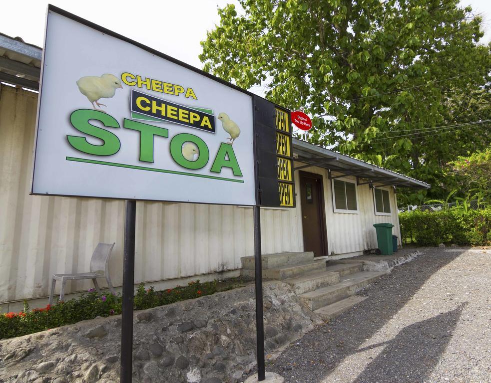 Crossroads Hotel Lae Omili Kültér fotó